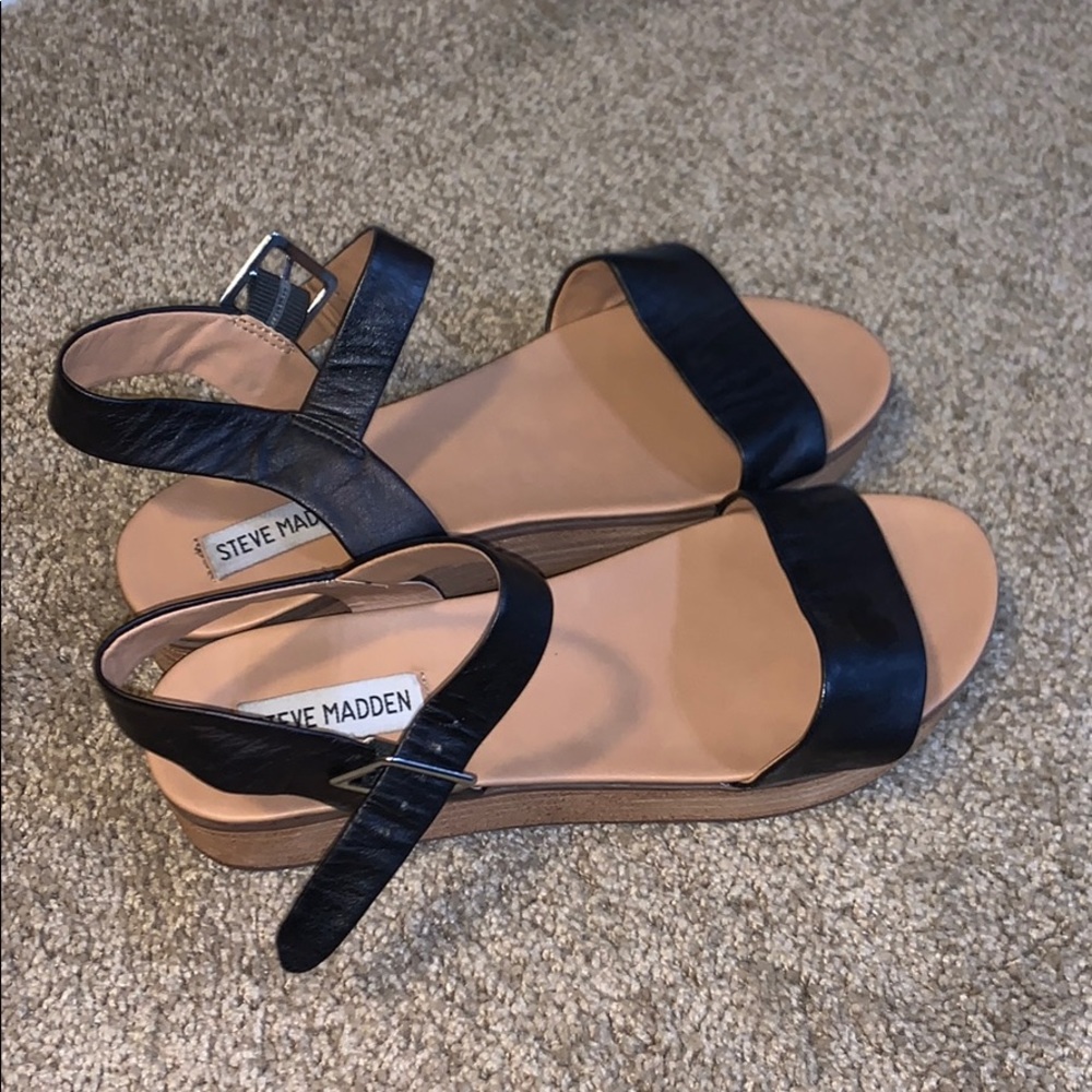 Steve Madden Platform sandals